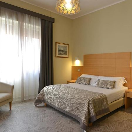 Residenza Del Corso Hotel มาเตรา ภายนอก รูปภาพ